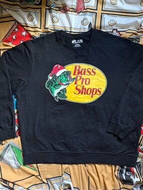 Bass Pro Shops fishing crewneck sweatshirt 2XL Christmas holiday Santa hat